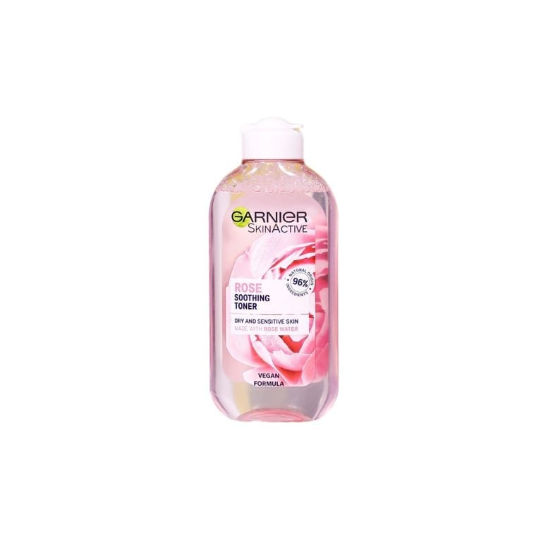 Garnier Skin Active Soothing Toner With Rose Water (200 ml)